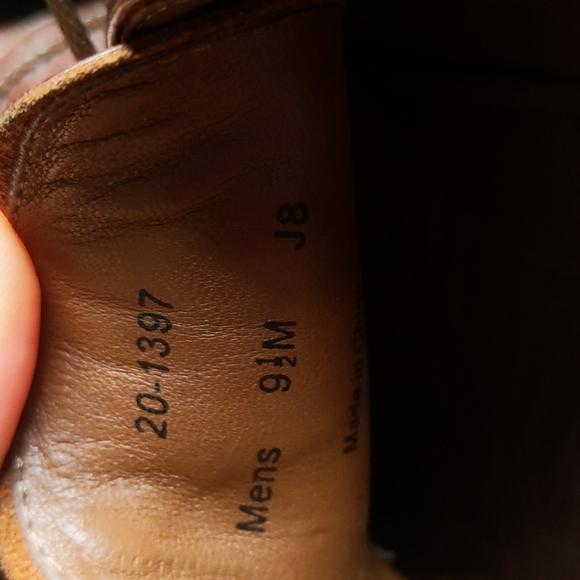 Johnston and Murphy brown wingtip shoes - 9.5 - Picture 3 of 4